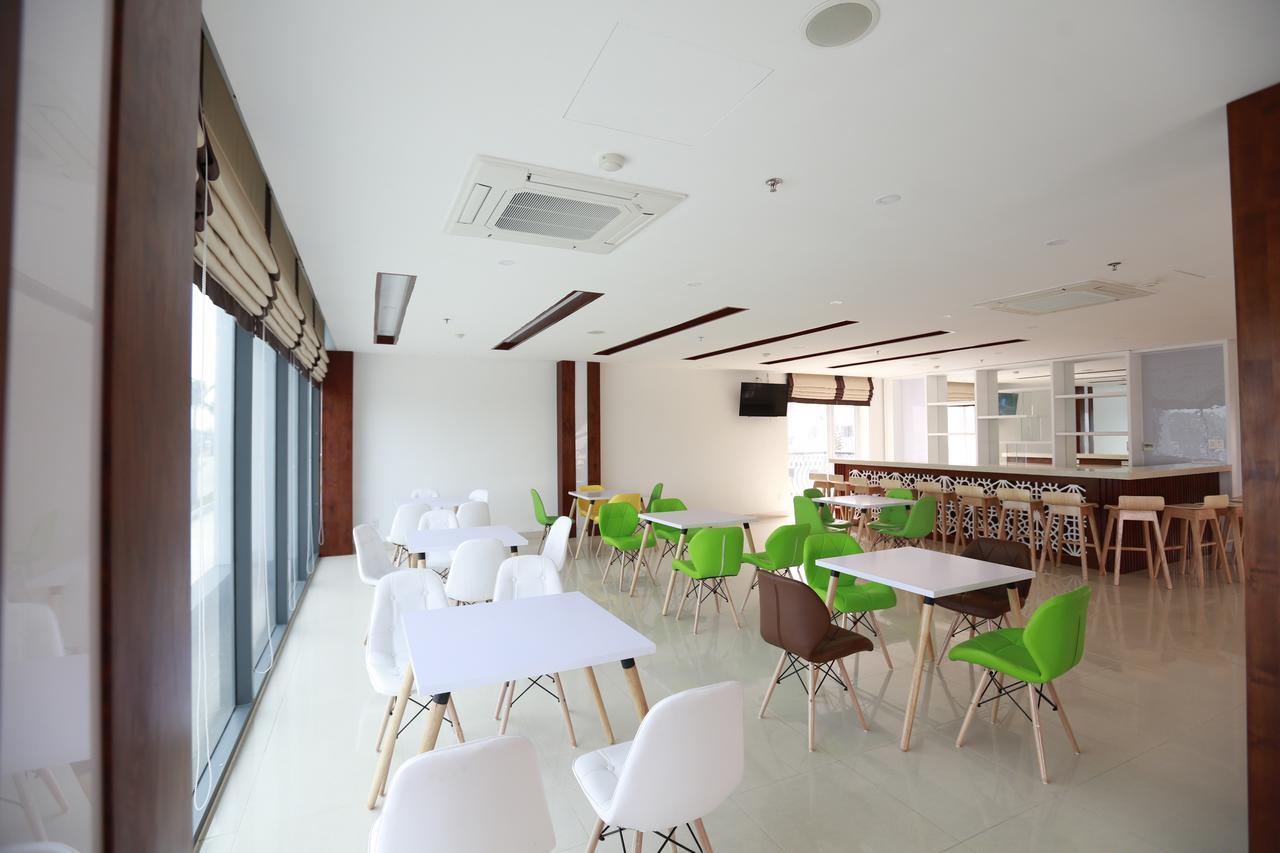 Aha Golden Dragon Hotel Ниньбинь Экстерьер фото